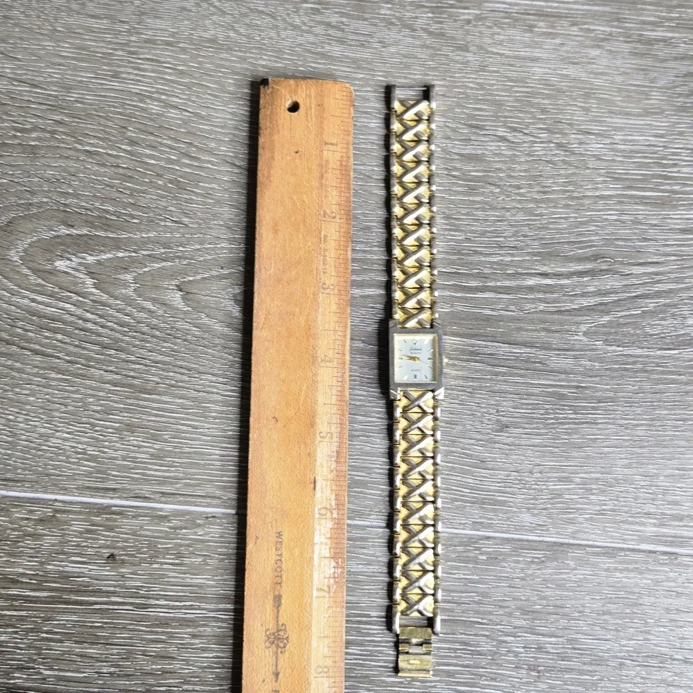 Vintage Galaxie by Elgin Women's Quartz Watch W900-222 Two Tone X Link Bracelet